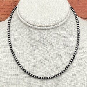 Navajo pearls necklace